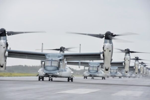 V-22 Osprey Jepang melakukan elephant walk
