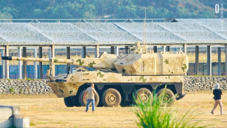 VN-22 8X8
