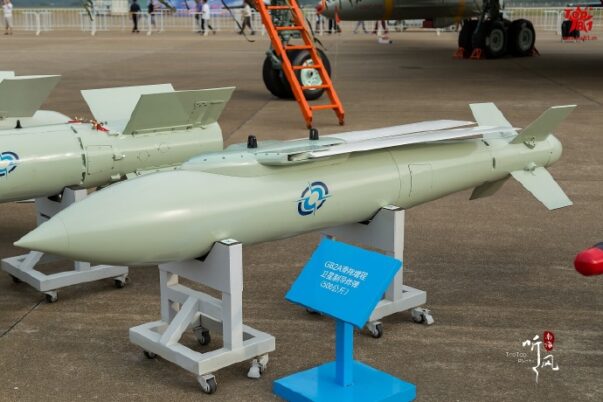 Tiangang bom berpemandu buatan China