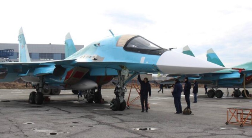 UAC kembali mengirimkan pesawat pembom tempur Su-34 ke Angkatan Dirgantara Rusia
