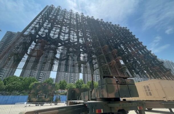 Radar JY-27V China pendeteksi F-22 dan F-35