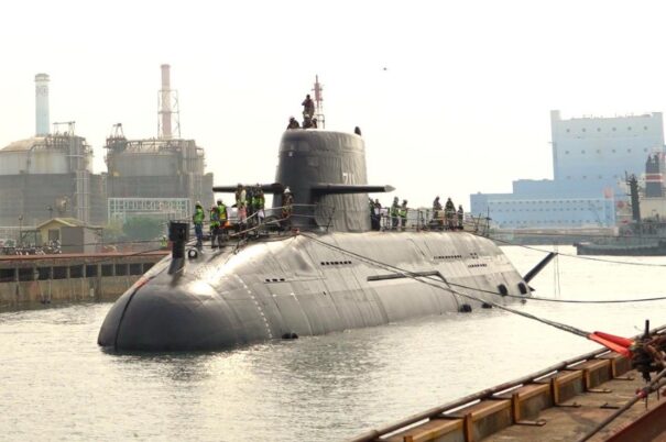 Taiwan mulai menguji coba Narwhal _ kapal selam buatan dalam negeri