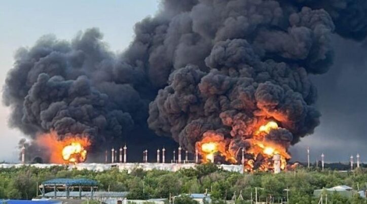 Ukraina menyerang depot bahan bakar Rusia di Pangkalan Udara Engels