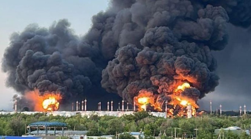 Ukraina menyerang depot bahan bakar Rusia di Pangkalan Udara Engels