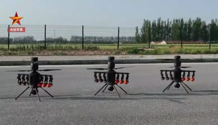 Black Bee drone China yang dapat membawa enam bom sekaligus