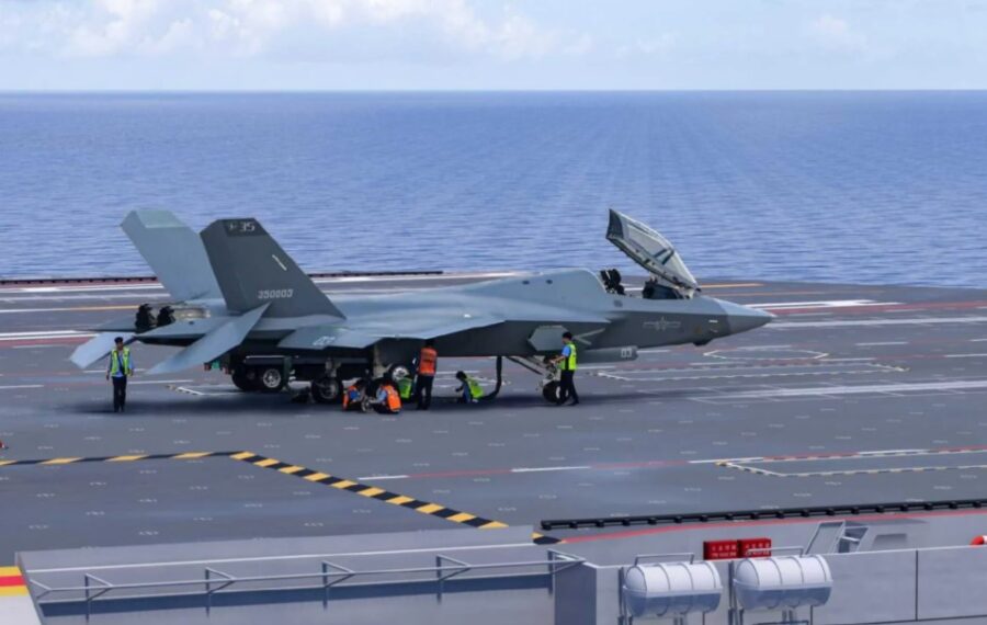 China menguji J-35A di atas kapal induknya