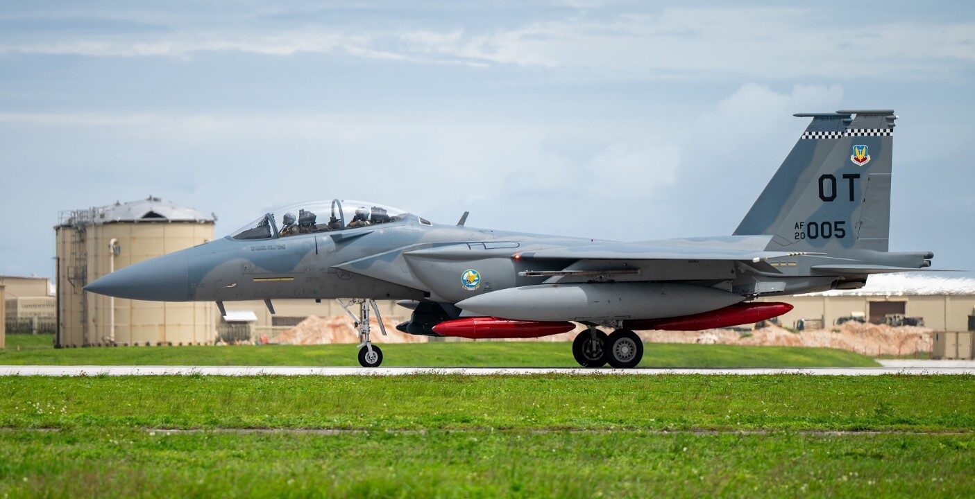 F-15EX mendarat di Kadena Air Base Jepang