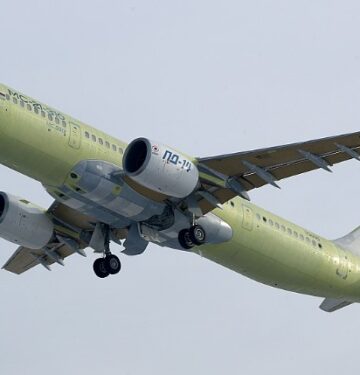 MC-21-310 dengan mesin PD-14 Rusia