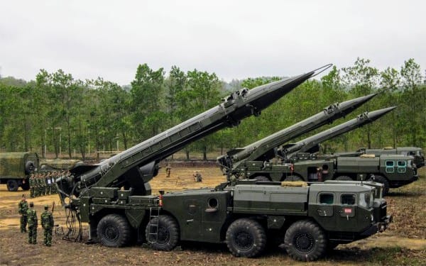 Rudal Hwasong-6 dari Korea Utara