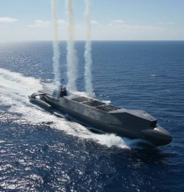 kapal induk rudal berkemampuan semi-submersible