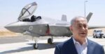 Netanyahu di depan F-35I Adir