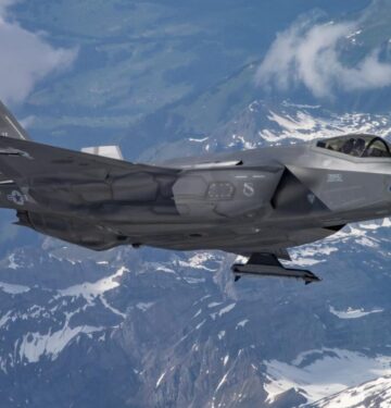 Swiss akan mengurangi pembelian F-35