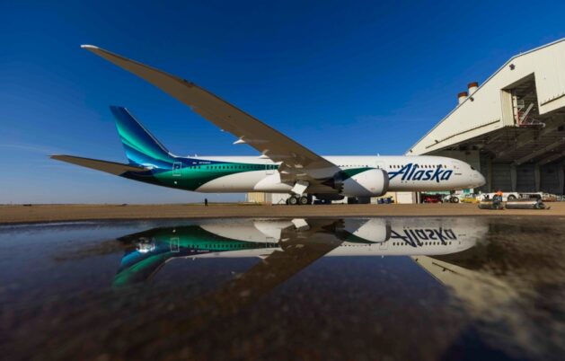 787 Alaska Airlines