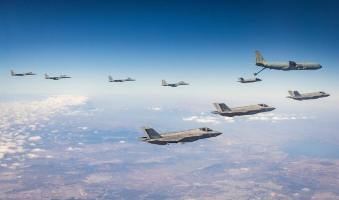 AS dan Israel meningkatkan tekanan terhadap Iran