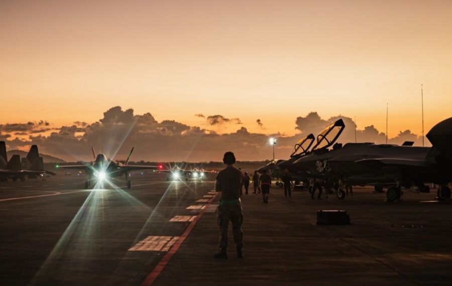 AS tetap mempertahankan kehadiran pesawat-pesawat militer di Puerto Rico