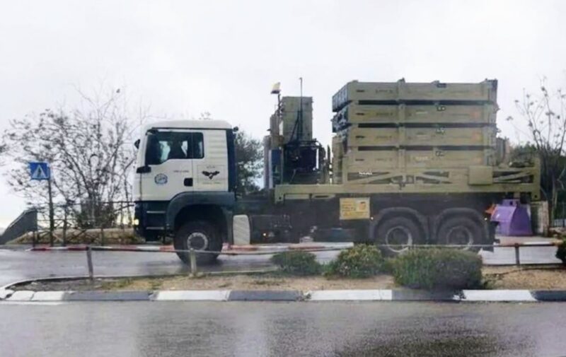 Israel menyebarkan sistem pertahanan udaranya untuk menghadapi serangan Iran