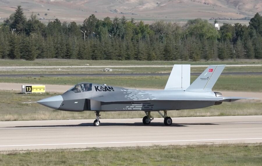 Jet Tempur Turkiye KAAN