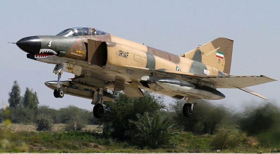 Jet tempur F-4 Pahntom II Iran