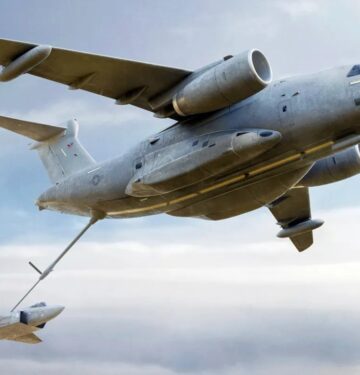 KC-390 dengan sistem boom untuk AAR