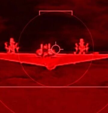 Drone Geran-2 membawa dua drone FPV di atas sayapnya