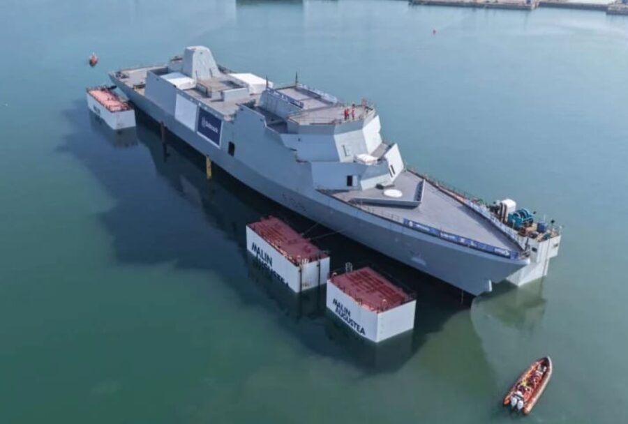 Fregat Inggris HMS Active