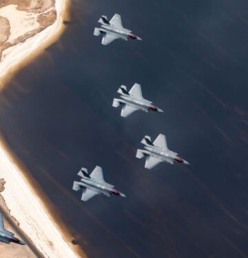 Jet Tempur F-35 Israel melakukan serangan terhadap Iran