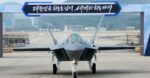 KF-21 seri produksi pertama
