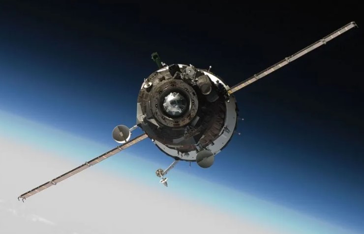 Satelit mata-mata Kosmos 2553 Rusia