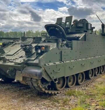 US Army memesan 50 AMPV