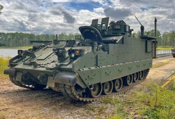 US Army memesan 50 AMPV