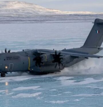 Uji pendaratan A400M Prancis di Arktik