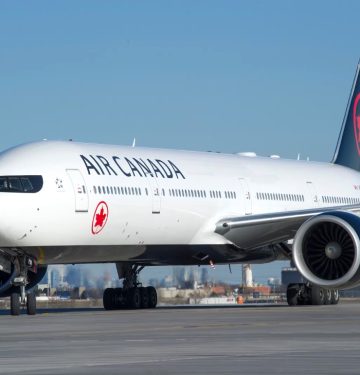 Air Canada 777-300ER