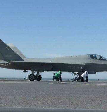 China resmi namai J-35 yaitu Blue Shark