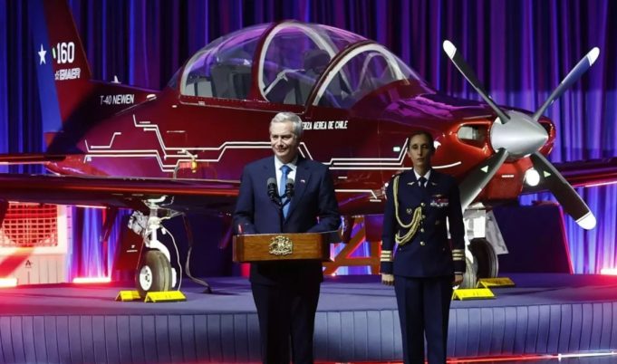 ENAER luncurkan pesawat latih T-40 Newen