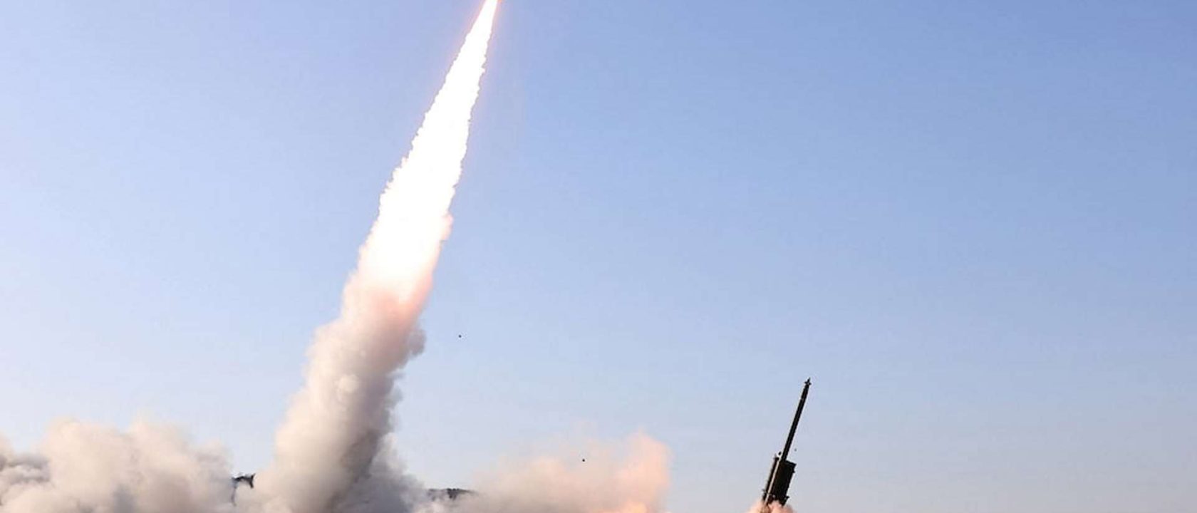 Korea Utara luncurkan rudal Hwasong-11 SRBM