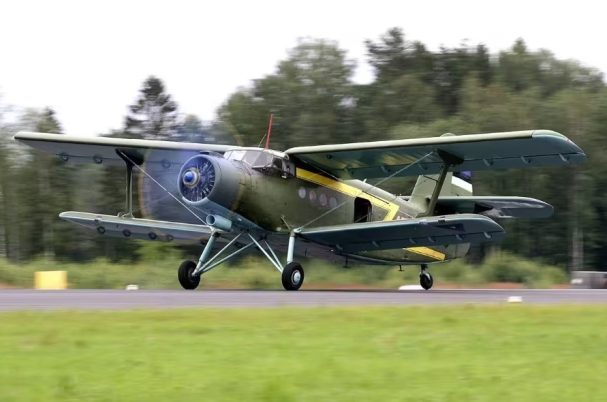 Pesawat legendaris An-2 Colt