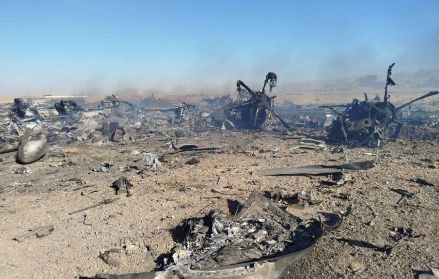 Puing-puing pesawat AS yang hancur di Iran