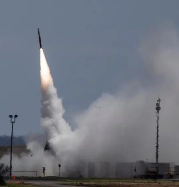 Uji coba rudal pertama buatan Australia