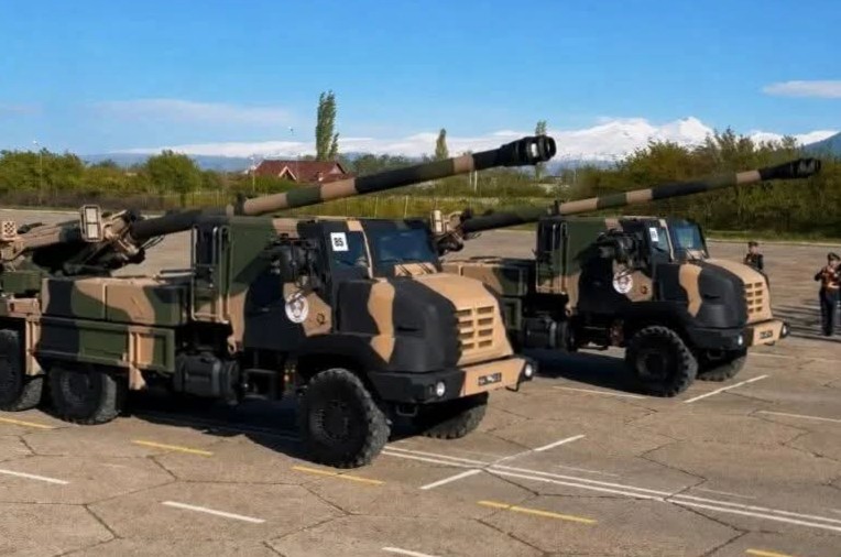 Armenia pamerkan CAESAR 155 dari Prancis