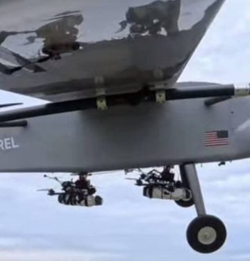 Drone AERO Sky membawa drone FPV untuk diluncurkan dari udara