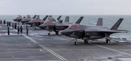 F-35B RAF di kapal induk HMS Queen Elizabeth