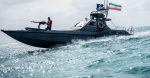 Kapal cepat Iran di Selat Hormuz