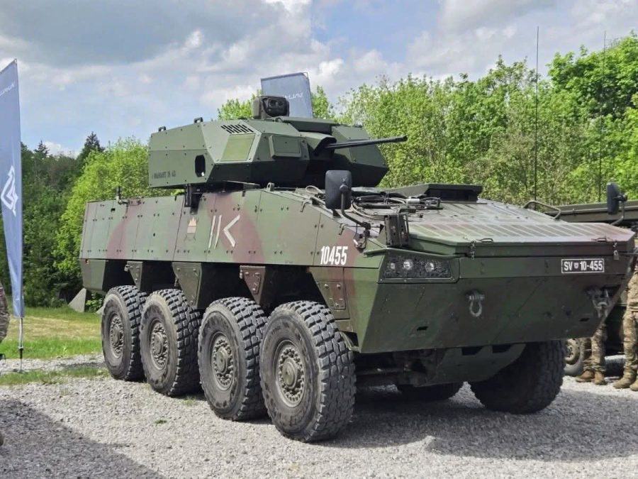 MANGART AD kubah senjata SHORAD pada panser Patria 8x8