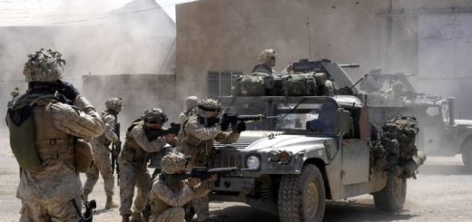 Pasukan Marinir AS dalam Operasi Vigilant Resolve di Fallujah Irak