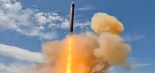 Peluncuran ICBM RS-28 Sarmat
