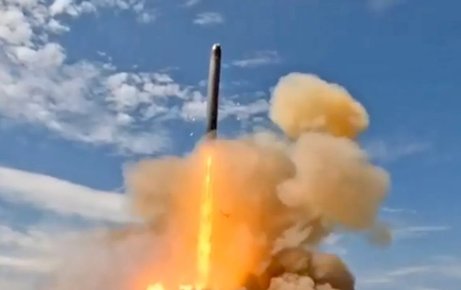 Peluncuran ICBM RS-28 Sarmat