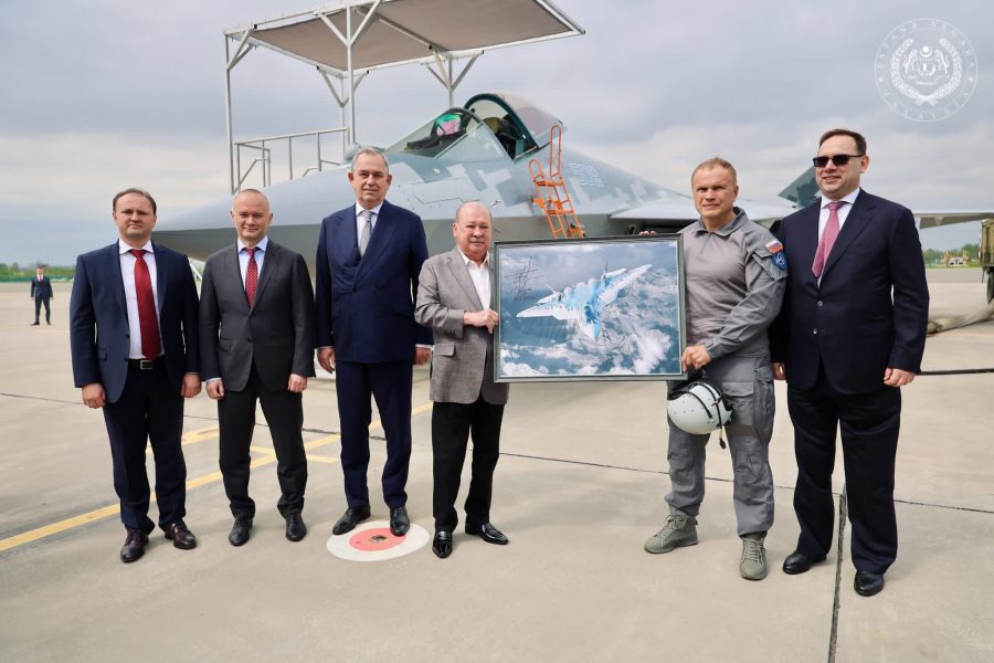 Raja Malaysia Meninjau Su-57E