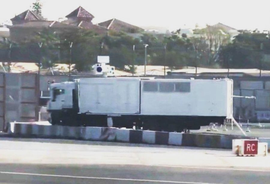 Senjata Laser China terlihat di Badara Internasional Dubai
