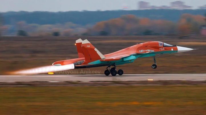 Su-34 pesanan Aljazair melakukan uji terbang di Zhukovsky