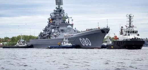 Kapal perang Admiral Nakhimov milik Rusia